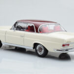 Mercedes 280 SE W108 Hvid AUTOart 1:18 - image 7 of 8