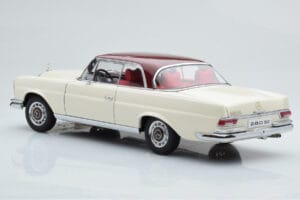 Mercedes 280 SE W108 Hvid AUTOart 1:18 76287 Metal — billede 7 af 8