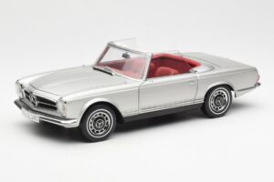 Mercedes 280 SL W113 Pagoda Sølv Schuco 1:18 450035000