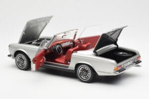Mercedes 280 SL W113 Pagoda Sølv Schuco 1:18 450035000 Metal — billede 5 af 8