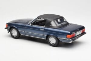 Mercedes 300 SL R107 Nautisk Blå Norev 1:18 183466 Metal — billede 7 af 8