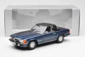 Mercedes 300 SL R107 Nautisk Blå Norev 1:18 183466 Metal — billede 8 af 8