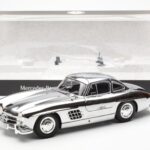 Mercedes 300 SL W198 Krom Minichamps 1:18 B66040645 - image 8 of 8