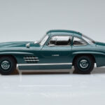 Mercedes 300 SL W198 Gullwing Grøn Norev 1:18 - image 4 of 7
