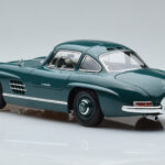 Mercedes 300 SL W198 Gullwing Grøn Norev 1:18 - image 6 of 7
