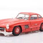 Mercedes 300 SL W198 Gullwing Rød Minichamps 1:18
