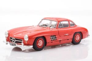 Mercedes 300 SL W198 Gullwing Rød Minichamps 1:18