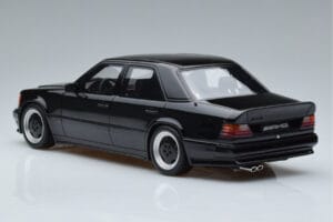 Mercedes 300E W124 5.6 AMG The Hammer Otto 1:18 OT638 Resin — billede 5 af 6