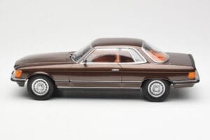 Mercedes 500 SLC C107 Brun KK-Scale 1:18 180851 Metal — billede 3 af 6