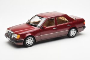 Mercedes 500E W124 Rød Metallic Forhandler Edition Norev 1:18 B66040699