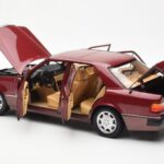 Mercedes 500E W124 Rød Metallic Forhandler Edition Norev 1:18 B66040699 - image 5 of 8