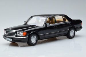 Mercedes 560 SEL W126 Sort Norev 1:18