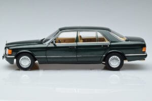 Mercedes 560 SEL W126 Mørkgrøn Metallic Norev 1:18 B66040682 Metal — billede 4 af 7