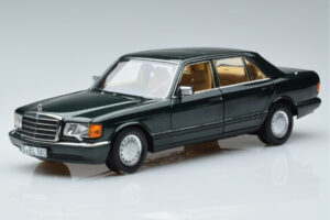 Mercedes 560 SEL W126 Mørkgrøn Metallic Norev 1:18