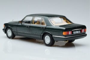 Mercedes 560 SEL W126 Mørkgrøn Metallic Norev 1:18 B66040682 Metal — billede 6 af 7