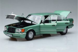 Mercedes 560 SEL W126 Lysegrøn Norev 1:18 183469 Metal — billede 2 af 7