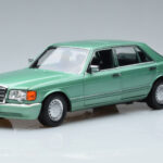 Mercedes 560 SEL W126 Lysegrøn Norev 1:18
