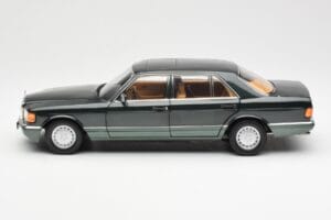 Mercedes 560 SEL W126 Night Grøn Metallic Dealer Edition Norev 1:18 B66040626 Metal — billede 4 af 8