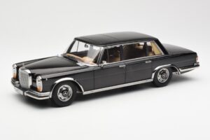 Mercedes 600 SWB W100 Sort KK-Scale 1:18 180601
