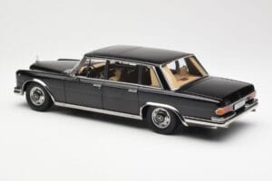 Mercedes 600 SWB W100 Sort KK-Scale 1:18 180601 Metal — billede 5 af 6