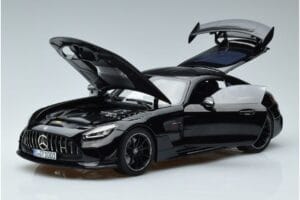 Mercedes AMG GT C190 Black Series Sort Norev 1:18 183900 Metal — billede 2 af 7