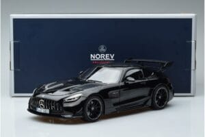 Mercedes AMG GT C190 Black Series Sort Norev 1:18 183900 Metal — billede 7 af 7