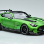Mercedes AMG GT C190 Black Series Grøn Hell Magno Begrænset Udgave Norev 1:18 183903 Metal - image 5 of 7