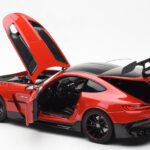 Mercedes AMG GT Black Series Rød Asia Exclusive Norev 1:18 - image 5 of 8