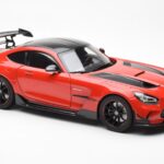 Mercedes AMG GT Black Series Rød Asia Exclusive Norev 1:18 - image 6 of 8