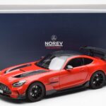 Mercedes AMG GT Black Series Rød Asia Exclusive Norev 1:18 - image 8 of 8
