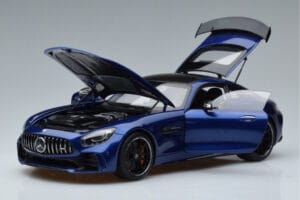 Mercedes AMG GT R C190 Brilliantblå AUTOart 1:18 76334 Metal — billede 2 af 7