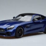 Mercedes AMG GT R C190 Brilliantblå AUTOart 1:18 76334 Metal