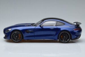 Mercedes AMG GT R C190 Brilliantblå AUTOart 1:18 76334 Metal — billede 4 af 7