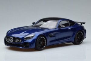 Mercedes AMG GT R C190 Brilliantblå AUTOart 1:18 76334 Metal