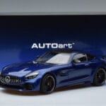Mercedes AMG GT R C190 Brilliantblå AUTOart 1:18 76334 Metal - image 7 of 7