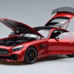 Mercedes AMG GT R C190 Kardinalrød AUTOart 1:18 76331 Metal - image 2 of 7