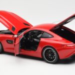 Mercedes AMG GT C190 Rød Norev 1:18 183496 - image 5 of 8