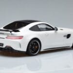 Mercedes AMG GT R Hvid GT Spirit 1:18 KJ021 Resin - image 2 of 6