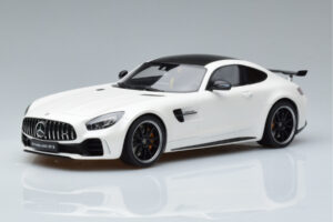 Mercedes AMG GT R Hvid GT Spirit 1:18 KJ021 Resin