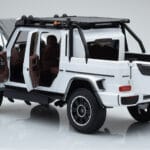 Mercedes Brabus G800 W464 Adventure XLP Polar Hvid Almost Real 1:18 - image 5 of 8