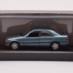 Mercedes C-Class W202 C220 Petrol Metallic Minichamps 1:43 - image 3 of 3