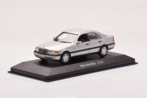 Mercedes C-Class W202 C220 Sølv Minichamps 1:43 B66005705-M1 Metal — billede 2 af 4