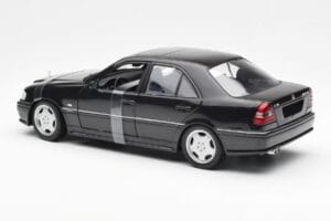 Mercedes C-Class W202 C36 AMG Sort Metallic UT Models 1:18 26102 Metal — billede 5 af 6