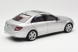 Mercedes C-Class W204 Avantgarde Sølv AUTOart 1:18 B66962368 Metal — billede 3 af 8