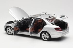 Mercedes C-Class W204 Avantgarde Sølv AUTOart 1:18 B66962368 Metal — billede 5 af 8