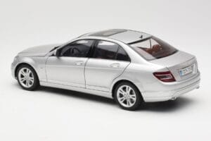 Mercedes C-Class W204 Avantgarde Sølv AUTOart 1:18 B66962368 Metal — billede 7 af 8
