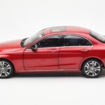 Mercedes C-Class W205 Rød Metallic Asia Exclusive Norev 1:18 - image 4 of 8