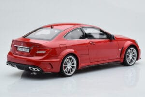 Mercedes C63 AMG W204 Black Series Rød GT Spirit 1:18 GT065 Resin — billede 2 af 6