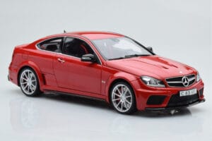 Mercedes C63 AMG W204 Black Series Rød GT Spirit 1:18 GT065 Resin — billede 4 af 6