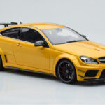 Mercedes C63 AMG W204 Black Series Guld GT Spirit 1:18 - image 4 of 6